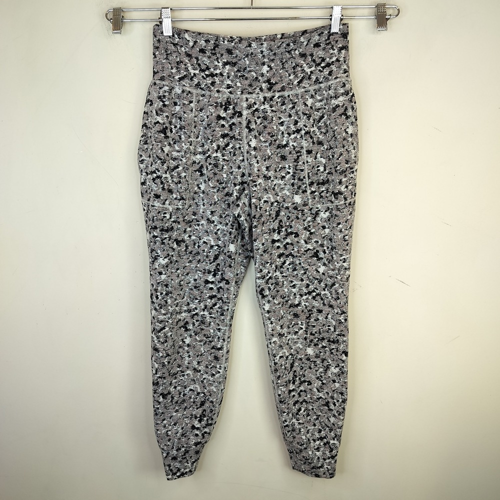 Athleta Salutation Textured Joggers Womens Large High Rise Animal Spotted Camo